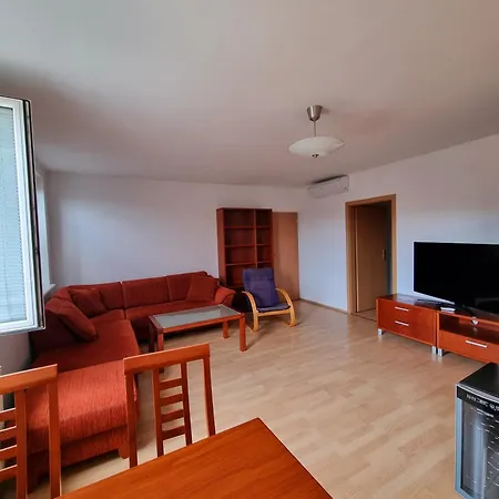 3 Near The Train Station And Center * Bratislava